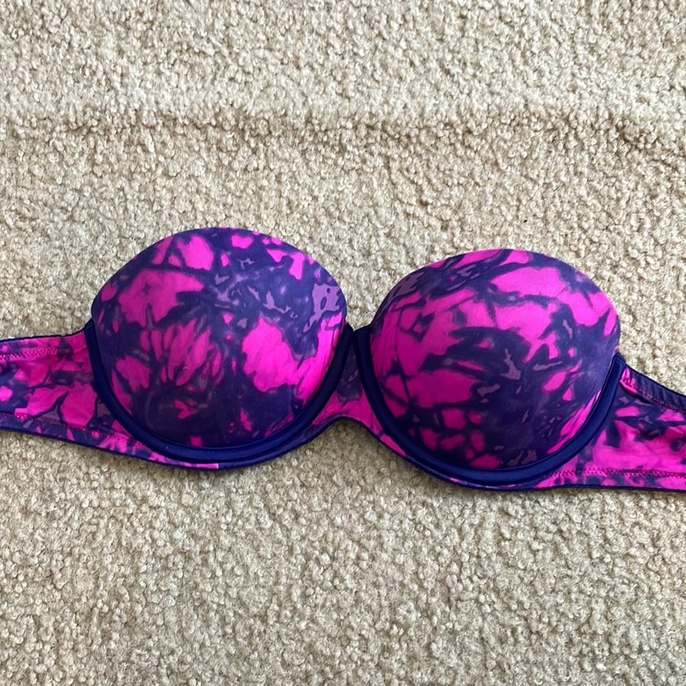 Strapless push up bra